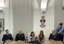 Omicidio Paderno Dugnano, ragazzo ha confessato subito. Non c’è movente
