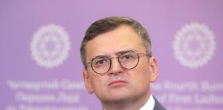 وزير الخارجية الأوكراني كوليبا يقدم استقالته