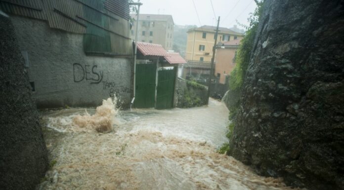 In Liguria maltempo con allerta arancione, esondazioni e frane