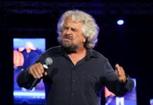 Grillo “Eserciterò i diritti che lo statuto del M5S mi riconosce”