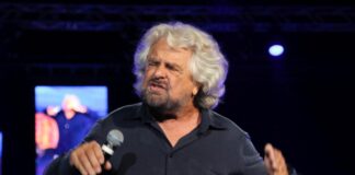 Grillo “Eserciterò i diritti che lo statuto del M5S mi riconosce”