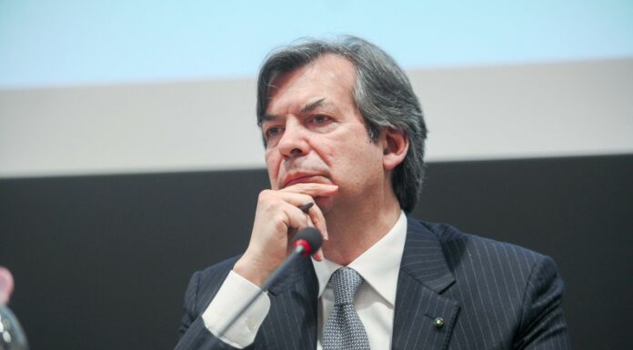Intesa Sanpaolo, per il settimo anno Messina miglior ceo banche europee