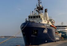 Migranti soccorsi senza permesso, Sea-Watch fermata per 20 giorni