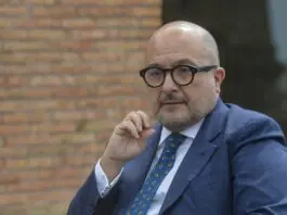 Campania, manifestazione a Castellamare di Stabia contro le infiltrazioni della camorra nei comuni