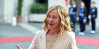 Ucraina, Meloni al forum di Cernobbio incontra Zelensky “è andata bene”