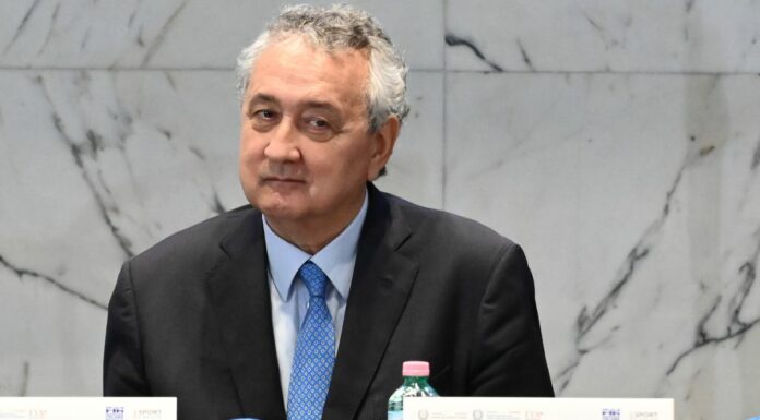 Barelli rieletto presidente della Federnuoto