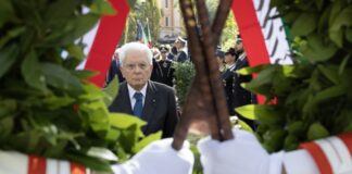 Anniversario della Difesa di Roma, Mattarella depone corone d’alloro