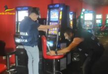 Varese, Guardia di Finanza chiude una sala slot. 4 denunce
