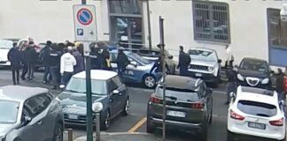 Agenti aggrediti a Torino, misure cautelari per 12 militanti anarchici