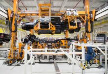 Stellantis, 406 mln dollari per elettrificazione 3 stabilimenti Michigan