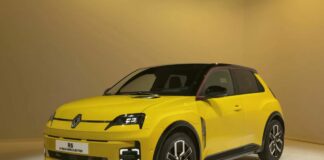 La Renaulution sbarca al Salone dell’Auto di Torino