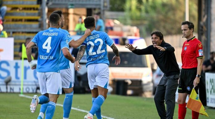 Il Napoli vince ancora, poker azzurro a Cagliari