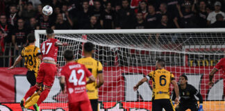 Dumfries salva l’Inter, 1-1 a Monza e Napoli in testa