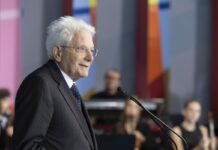 Mattarella a Cagliari “La scuola accende speranza”