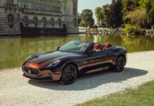 Maserati GranCabrio Folgore Tignanello allo Chantilly Arts Elegance