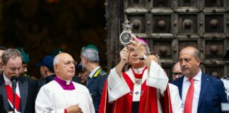 A Napoli si ripete il miracolo di San Gennaro