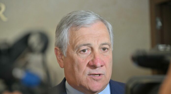 Tajani “Ancora spiragli per impedire escalation in Medio Oriente”
