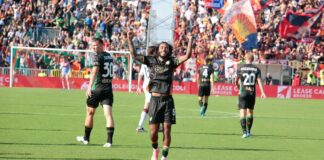 Prima vittoria per il Venezia, Genoa sconfitto 2-0