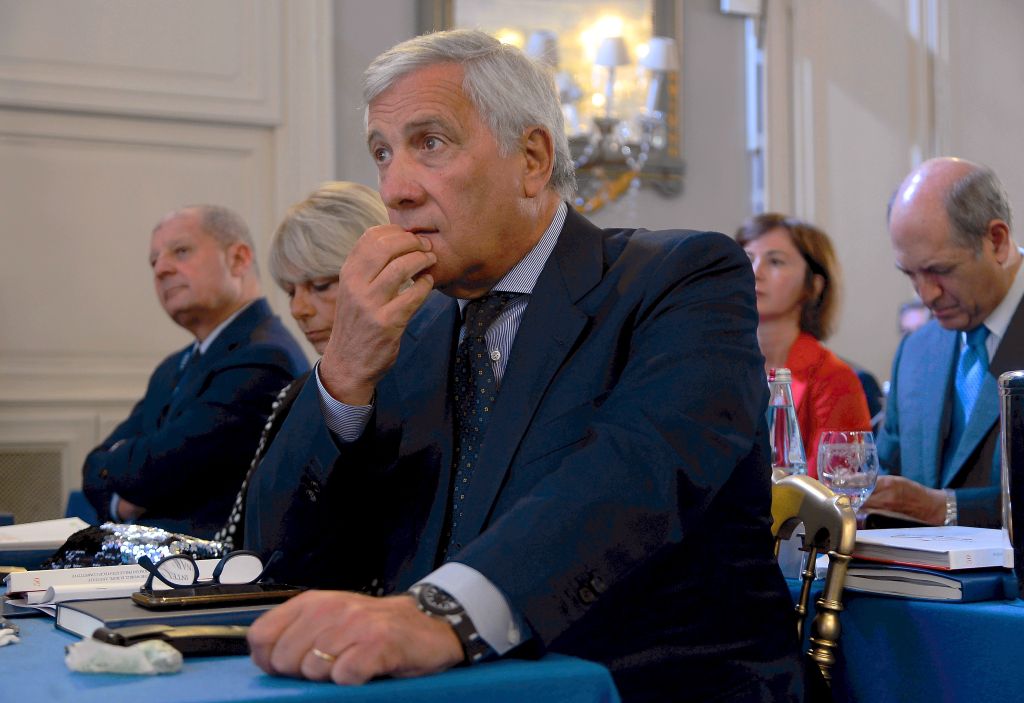 tajani contro le polizze obbligatorie per le famiglie