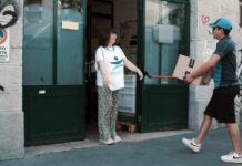 Amazon abilita la donazione di prodotti per 10 mln a enti di beneficenza