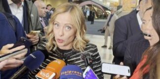 Cittadinanza, Meloni “Legge italiana ottima ma rispetto la democrazia”