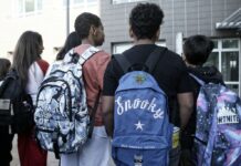 Liguria, pubblicati i bandi per le borse di studio scolastiche