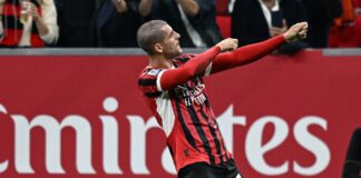 Luci a San Siro, il Milan piega il Lecce 3-0
