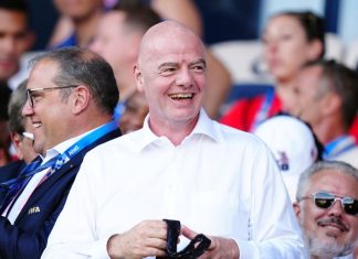 Infantino “Mondiali a 64 o 228 squadre, magari l’Italia potrebbe qualificarsi…”, scoppia il caso. Abodi “Prima di esprimermi devo parlare con lui”