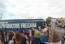Usa 2024, il tour Harris-Walz in Virginia “Rivendicare diritti riproduttivi”