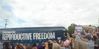 Usa 2024, il tour Harris-Walz in Virginia “Rivendicare diritti riproduttivi”