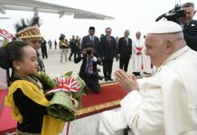 Papa Francesco arrivato in Indonesia, prima tappa viaggio apostolico