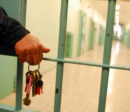 Viterbo, detenuto di 29 anni trovato morto in cella