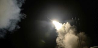 Gli Houthi rivendicano attacchi notturni con i droni su Israele