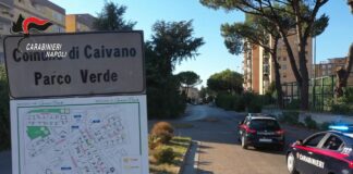 Blitz antidroga a Caivano, 50 misure cautelari per affiliati a clan di Camorra