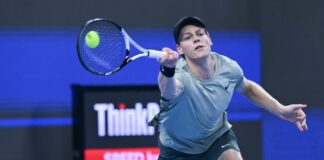 Sinner conquista gli ottavi a Shanghai, battuto Etcheverry