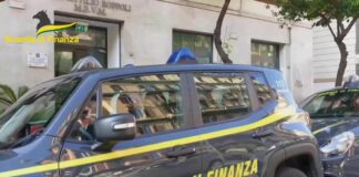 Traffico di droga tra Napoli e provincia, 15 arresti