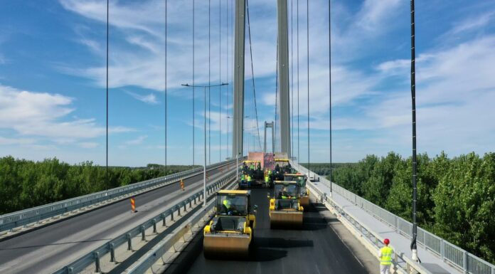 Webuild, sul Ponte di Braila riasfaltatura con miscela ultraresistente