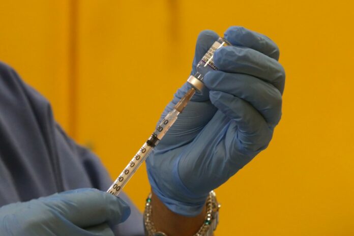 Vaccinazione anti-influenzale e terza dose del vaccino anticovid