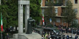 Milano, Presidente Mattarella rende omaggio ai piccoli martiri di Gorla