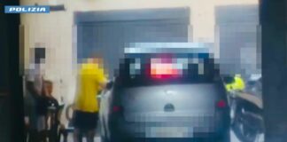 “Take away” della droga allo sperone di Palermo, 18 arresti