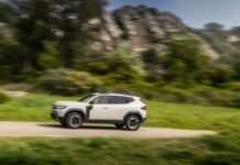 Dacia Duster Full Hybrid 140, il SUV per tutta la famiglia