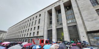 Milano, principio d’incendio in Tribunale. 500 persone evacuate