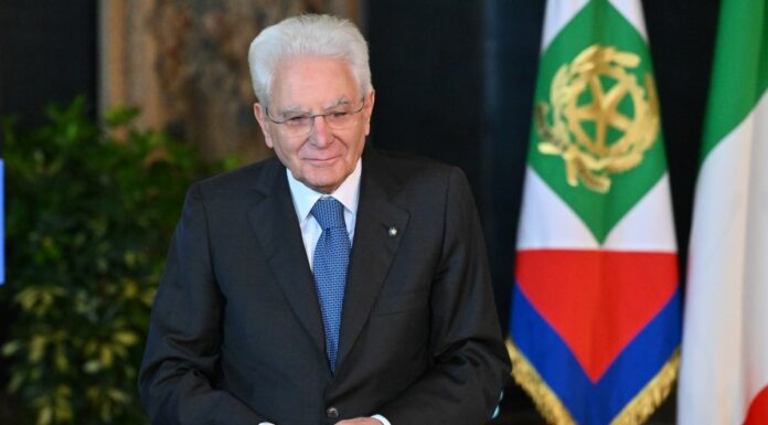 Mattarella “Strada lunga per la parità di genere nelle retribuzioni”