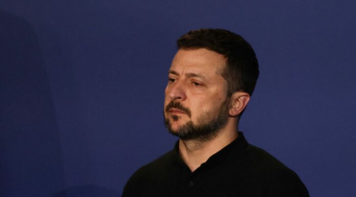 Zelensky all’Ue “Creare le condizioni per mettere fine alla guerra”