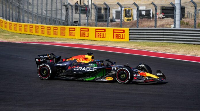 Verstappen c’è: sua la Sprint ad Austin, Sainz secondo