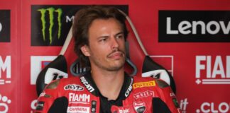 Superbike, Bulega precede Razgatlioglu in Superpole al Gp di Spagna