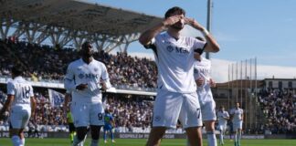 Kvara dal dischetto, il Napoli passa 1-0 a Empoli