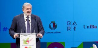 Emiliano al Festival delle Regioni “IA e flussi migratori sono risorse”