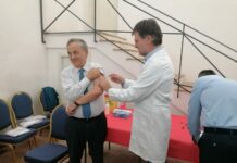 I medici di Palermo si vaccinano e aprono la campagna antinfluenza