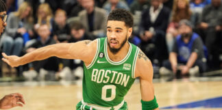 Anelli e vittoria per Boston, Lebron e Bronny James storici